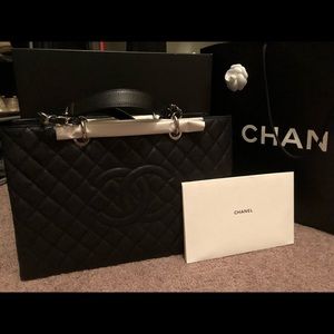 Chanel GST XL. Excellent Condition.
